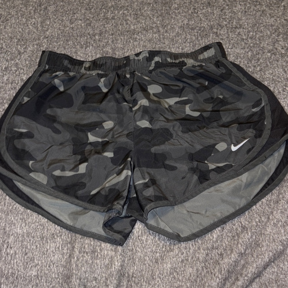 Nike Women's Gray Camo Athletic Shorts